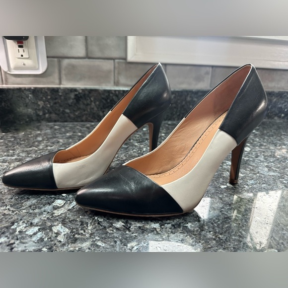 Brooks Brothers Classic Two Tone Black & White Genuine Leather Heels Size 9.5 - Picture 3 of 14